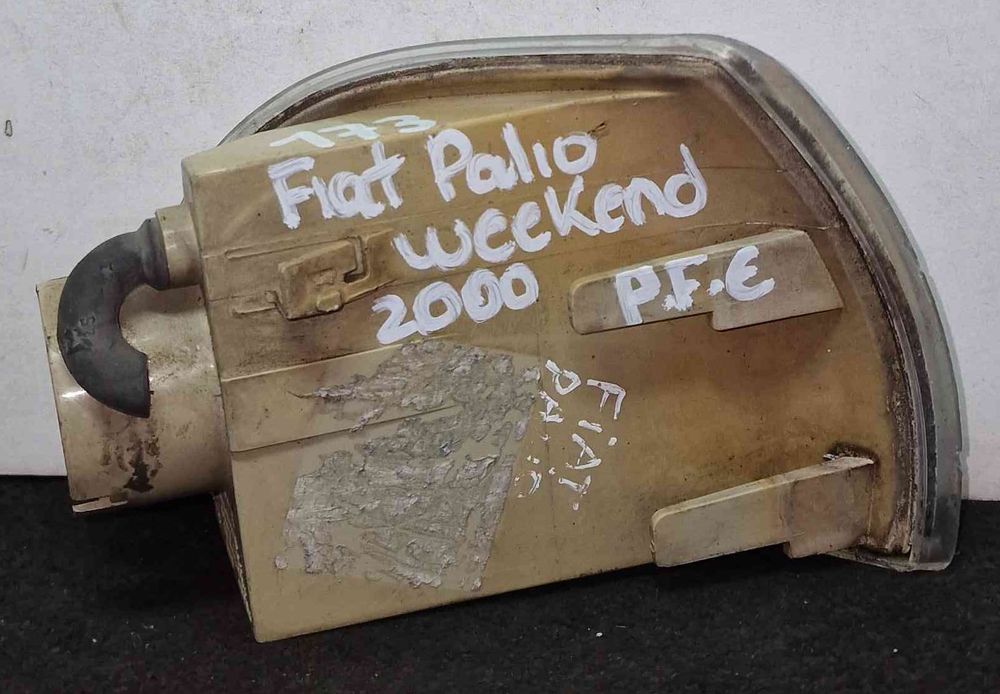 Pisca Frente Esquerdo - FIAT PALIO Weekend