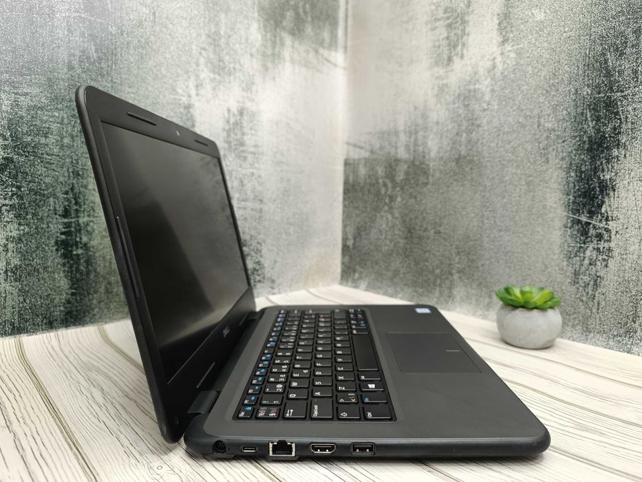 Dell Latitude 3310 13.3" FHD Touch|i3-8145U|8 GB|SSD 256 ноутбук Сенсорний