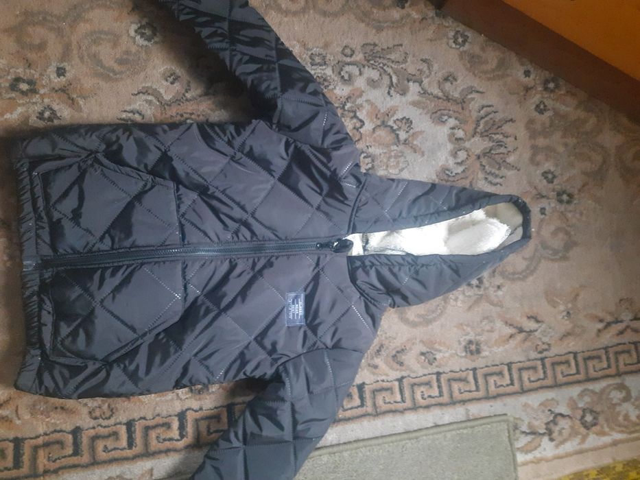 Продам курточку на хлопчика