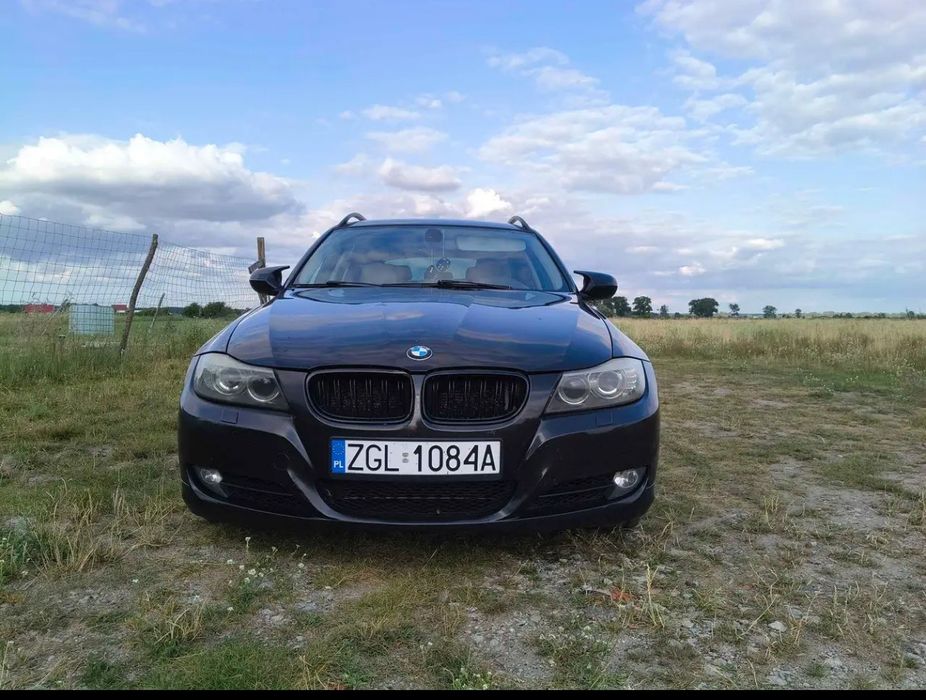 BMW e91 325i LCI