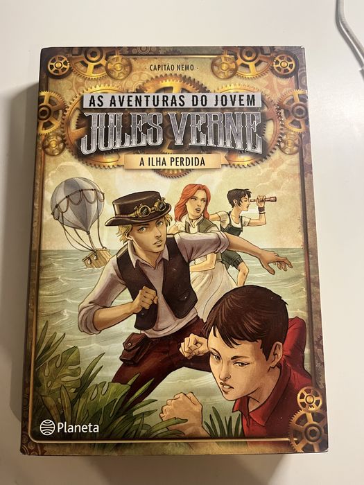 coleção de livros das aventuras do jovem jules verne
