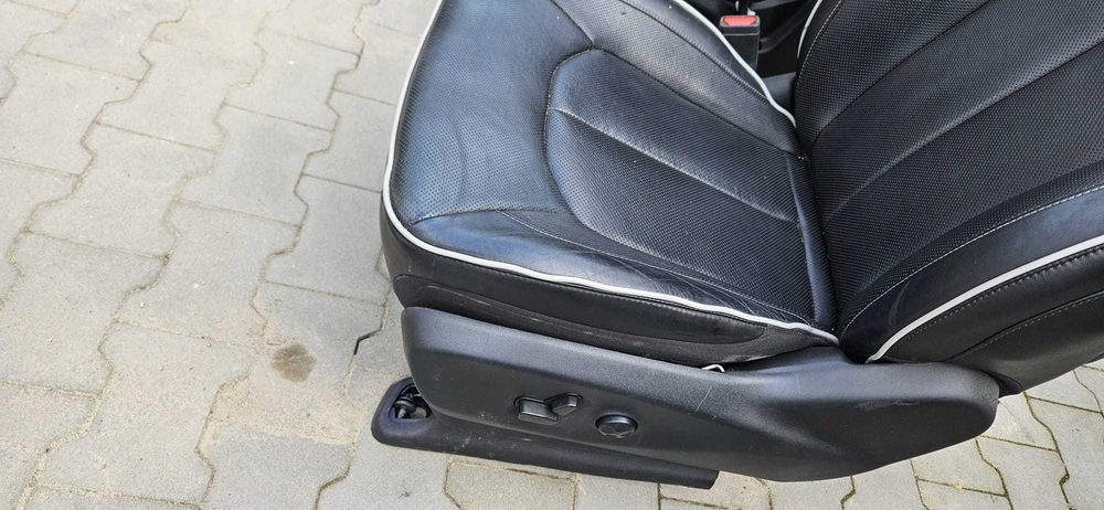 fotel pasażera przód prawy Pacifica Limited S 22r