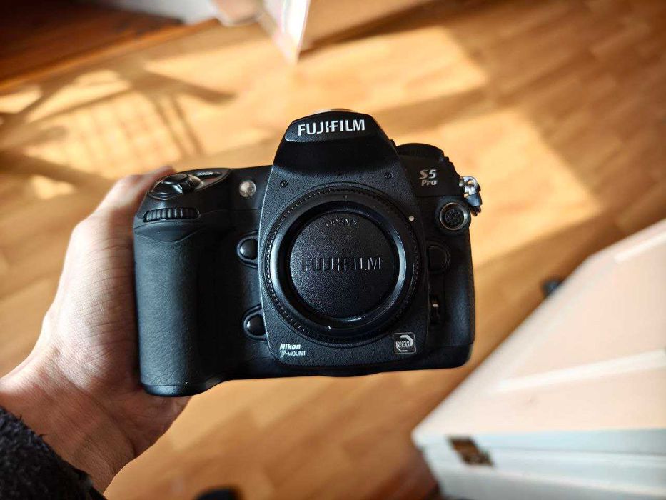 Fujifilm FinePix S5 Pro