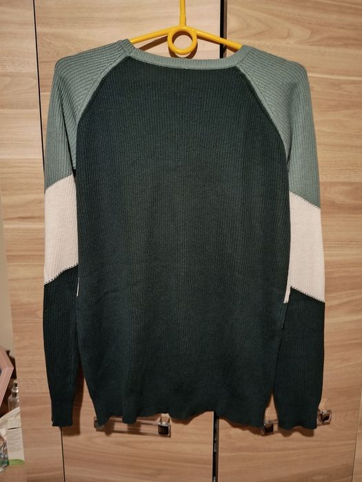 Sweterek bluzka trzykolorowy