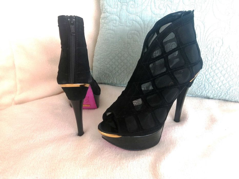 Botins como novos CFluenci 36