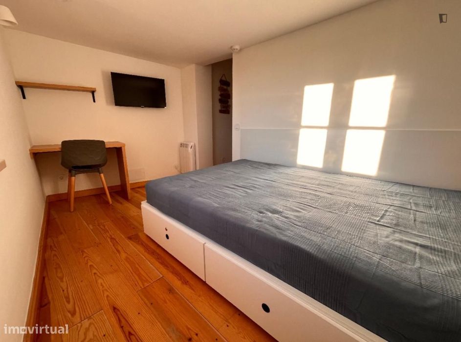 Estúdio - localizado em Baixa Coimbra