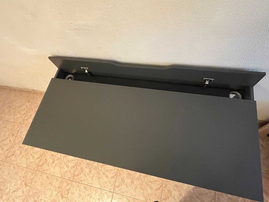 Secretária IKEA ALEX — Cinzenta, com arrumação de cabos (como nova)