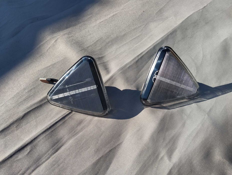 Dynamiczne kierunkowskazy Lewy + Prawy