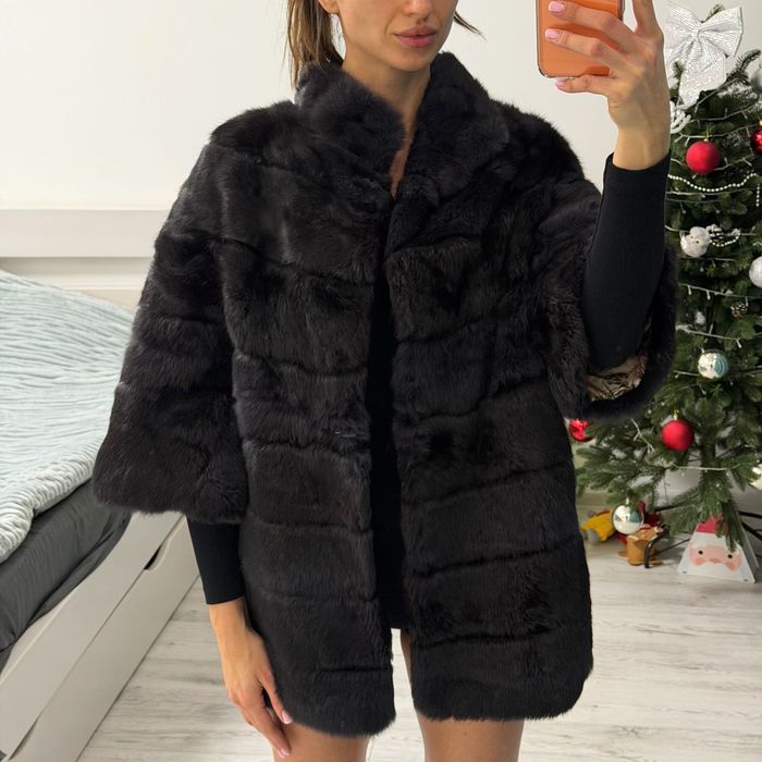 Шуба з кролика в ідеальному стані