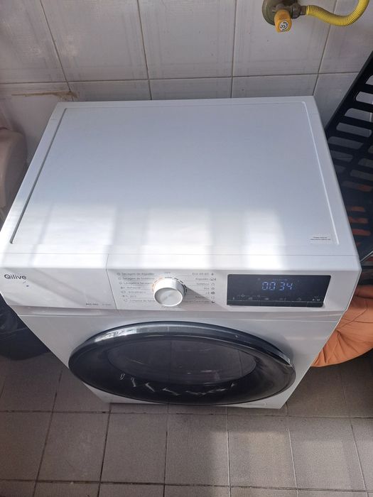 Máquina Lavar e Secar Roupa Qilive Q6246 Lava e Seca