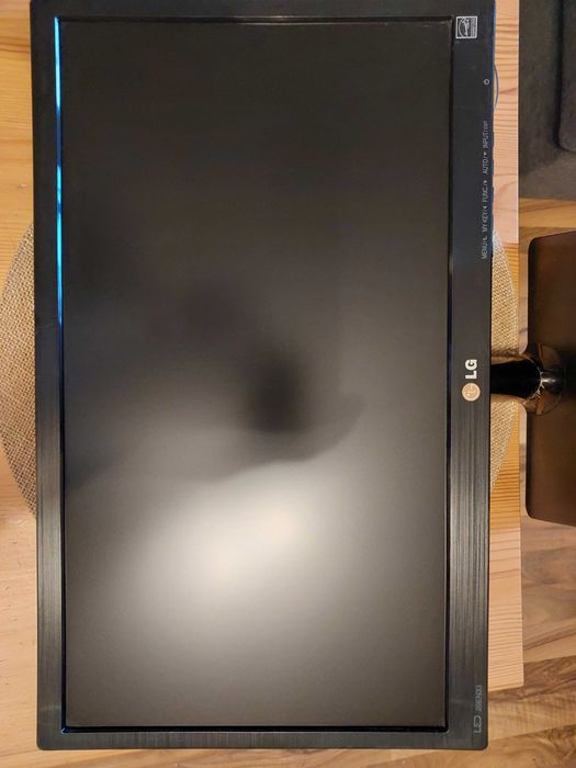 Monitor LG 19,5'' LED 20W złącze D-Sub