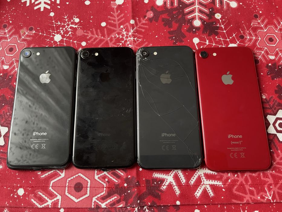 Продам iPhone SE2022 , XS, 8 заблоковані