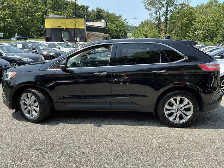 Ford Edge Titanium      2019
