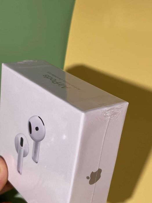 Słuchawki Apple AirPods 4 - Nowe z aktywną redukcją szumów
