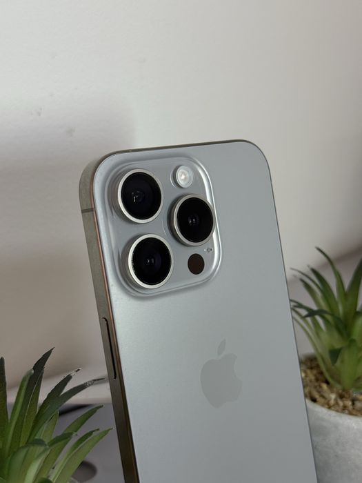 iPhone 15 Pro 256 GB Natural / Neverlock/85% АКБ/ Айфон 15 Про 256 ГБ