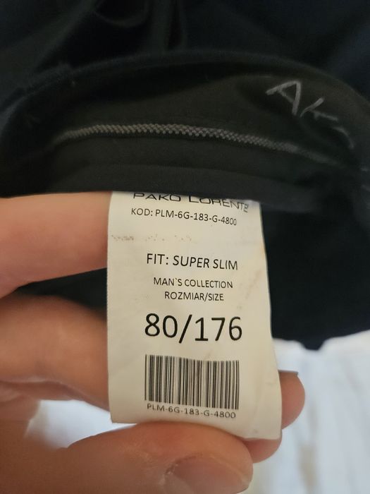 Garnitur granatowy wełniany z fakturą Pako Lorente Super Slim