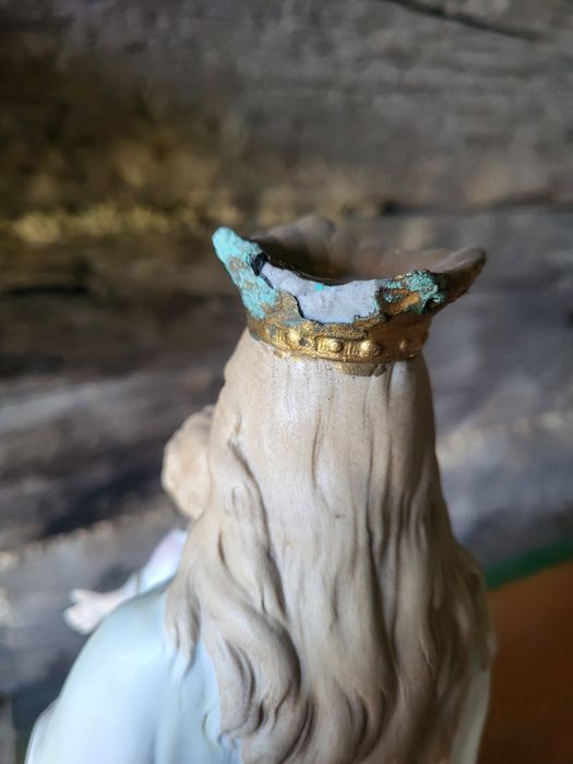 Biskwit stara figurka Maryja Królowa porcelana