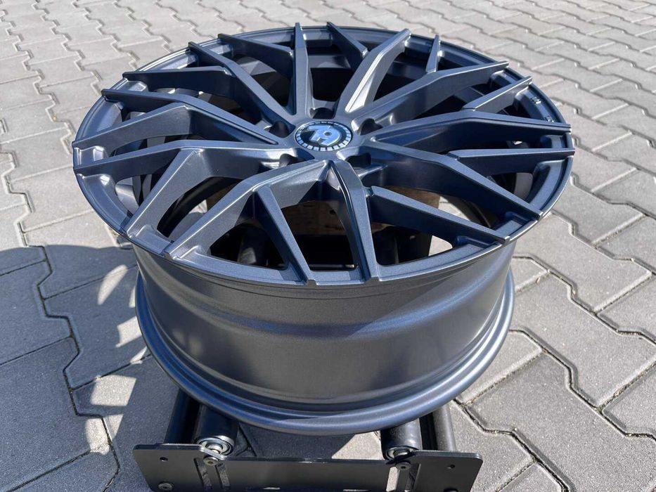 Felgi Seventy9 SV-C 18" 8J ET40 5x114,3 Titan Black