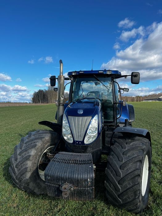 New Holland T 7050 T7 240km!
