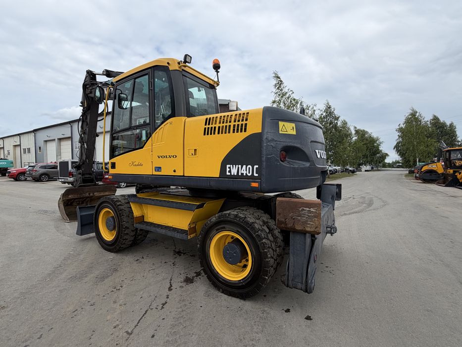 Экскаватор Volvo EC 140 W