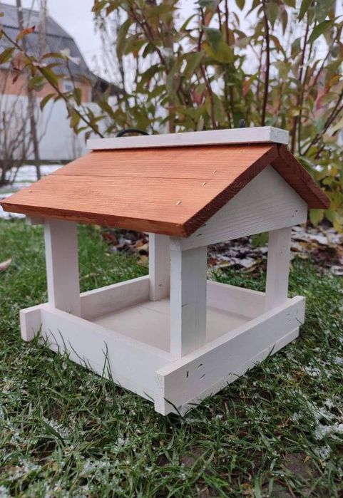 Годівнички для птахів