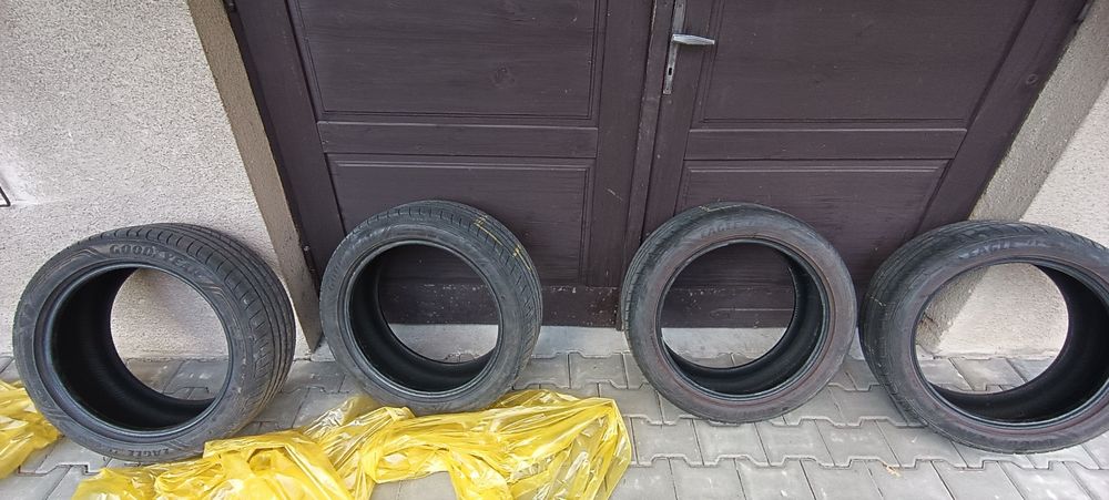 Opony letnie Goodyear Eagle F1 245/45/18 stan bardzo dobry