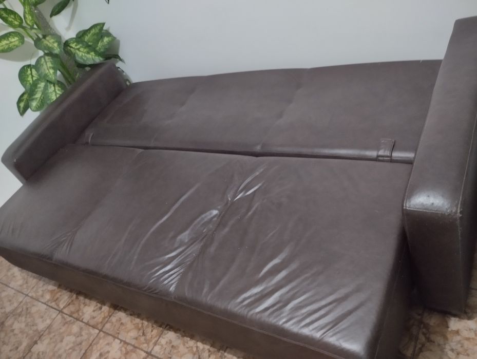 Vendo sofá cama 150€