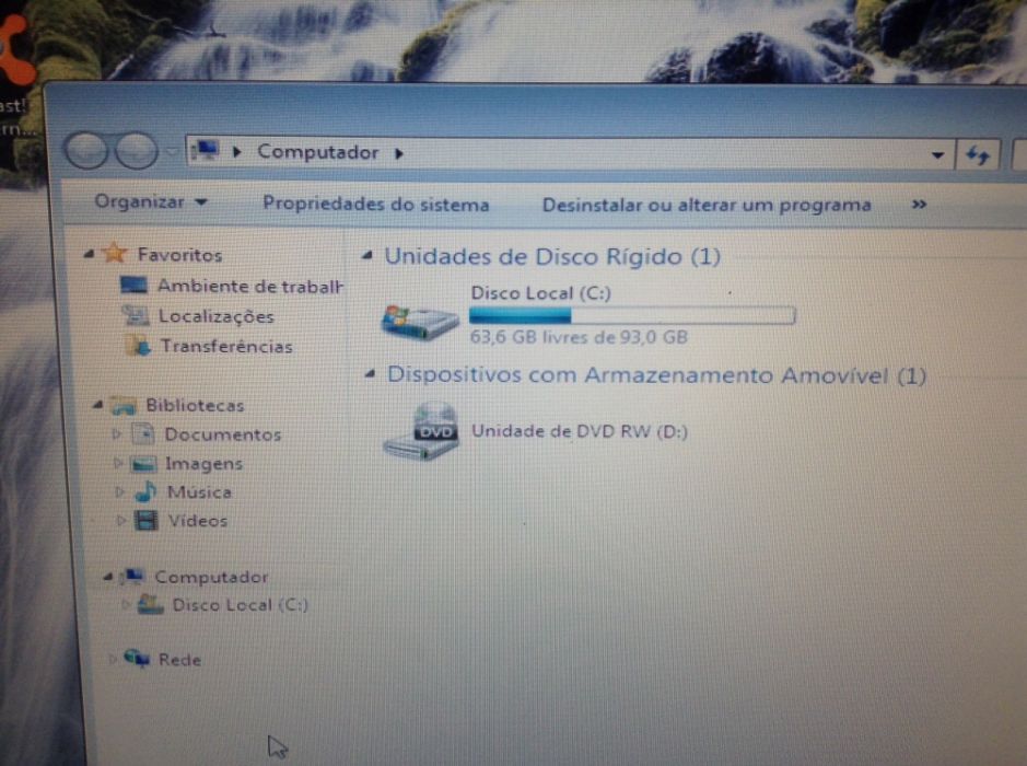 Asus 17" linha profissional