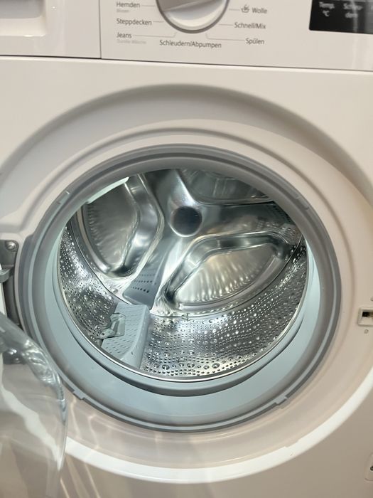 Пральна машина Siemens під забудову