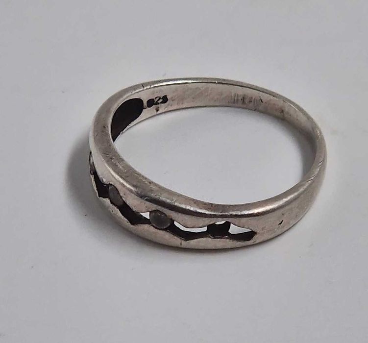 Srebrny pierścionek 925 1,80g rozm 12 / Nowy Lombard / TG