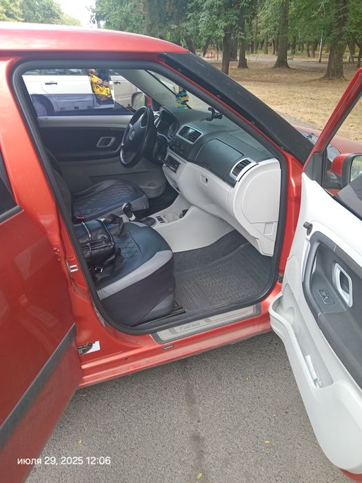 ПРОДАМ  шкоду фабию 2