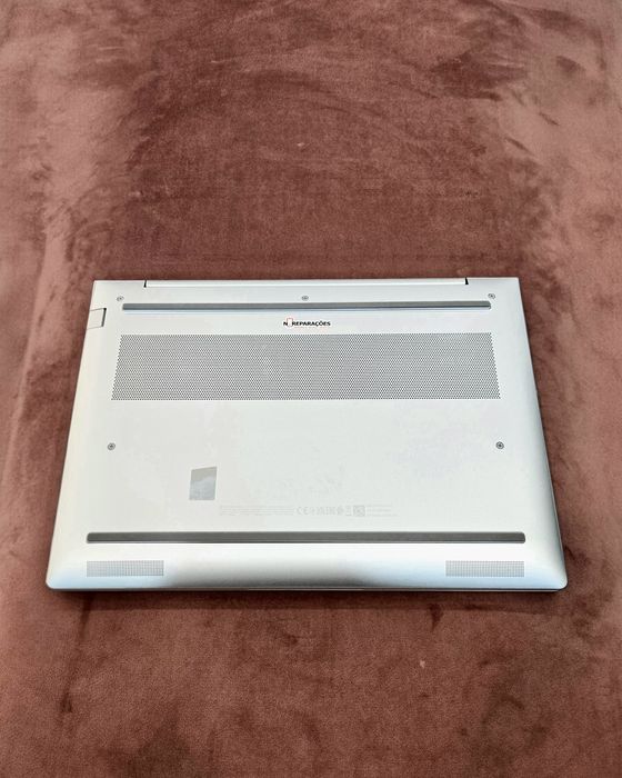 PC Portatil HP Elitebook 640 G11 (Usado)