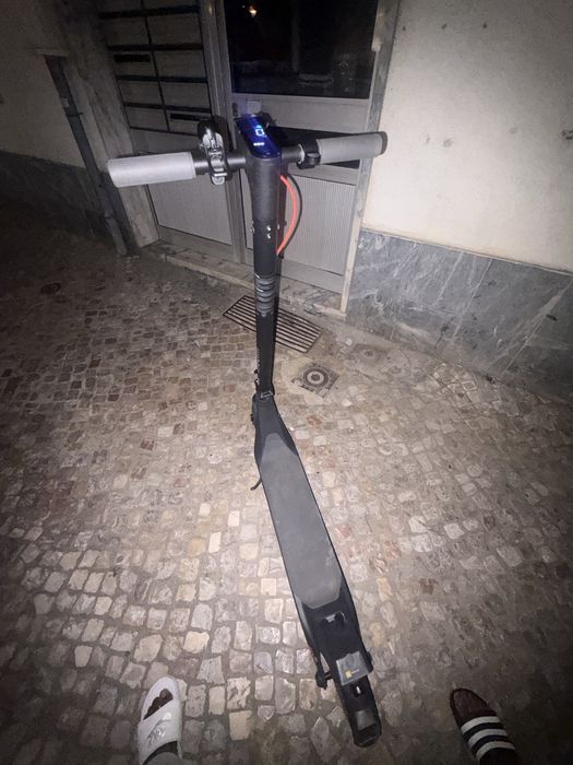Trotinete Elétrica Xiaomi em Bom Estado