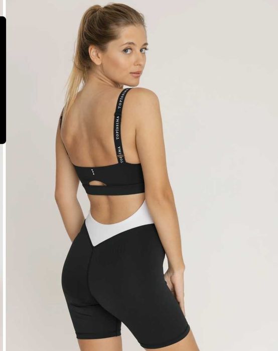 Jumpsuit / Macação Fitness Yoga Curto Preto Marca Topissima