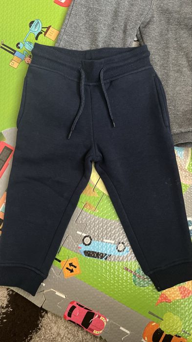 Джогери, штани на утепленні на хлопчика 18-24, 2-3 р