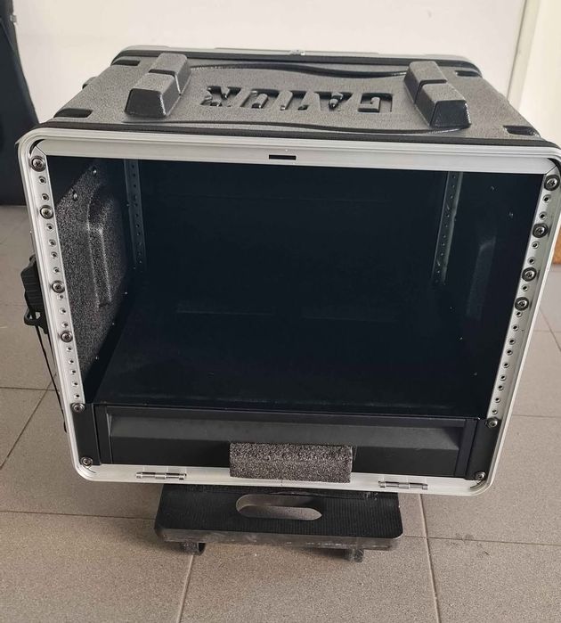 Vendo Rack Gator GR-8L + Gaveta + Skate