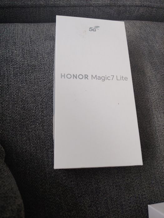 Honor Magic v7 lite