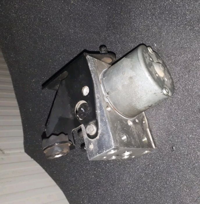 Bomba abs parte hidráulica bmw ASC 001 e39 e38.