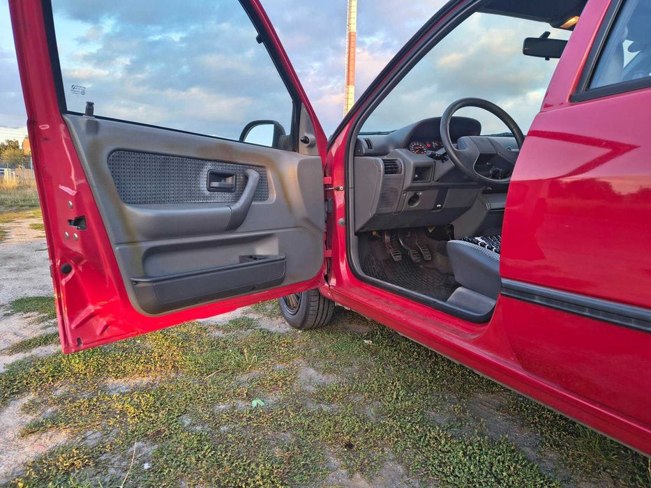 Renault Clio 1 RT 1.4 1992r