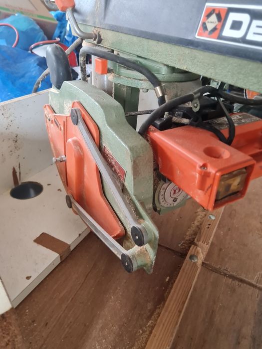 Pila radialna Dewalt DW 1251