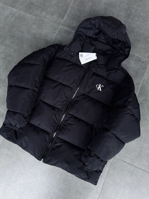 Зимова куртка з капюшоном Calvin Klein