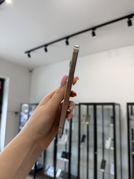 Telefon iPhone 16 PRO 128GB Szary Apple Gwarancja iTrade