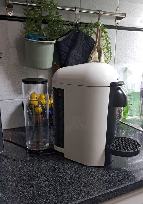 Máquina de café Krups (Nespresso) Vertuo