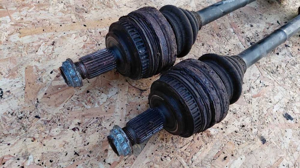 Pełne Wzmacniane PÓŁOSIE komplet Duża głowa bmw e36 323i 325i 328i