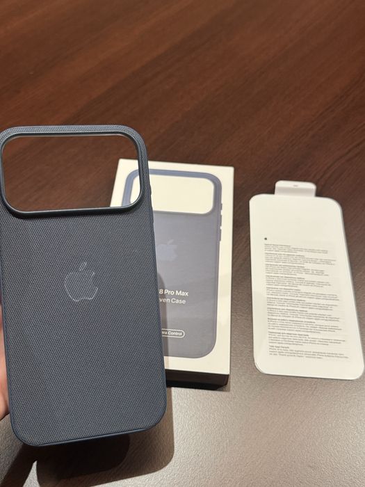 Чехол Apple TechWoven Айфон 18 Про / 18 Про Макс
