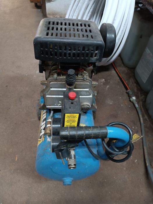 Compressor Saurium 24L 8bar 1.5HP