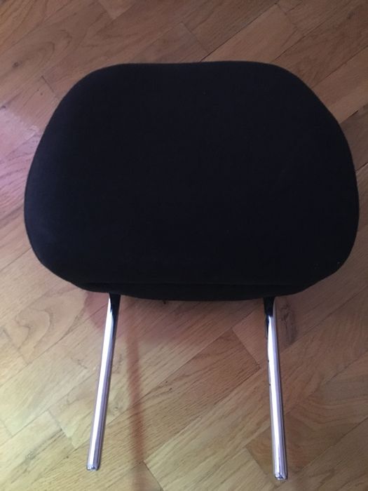 Підголовник Міцубісі