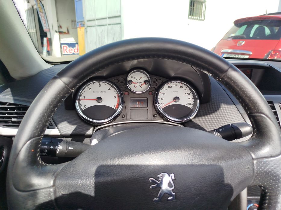 Peugeot 207 CC 1.6HDi