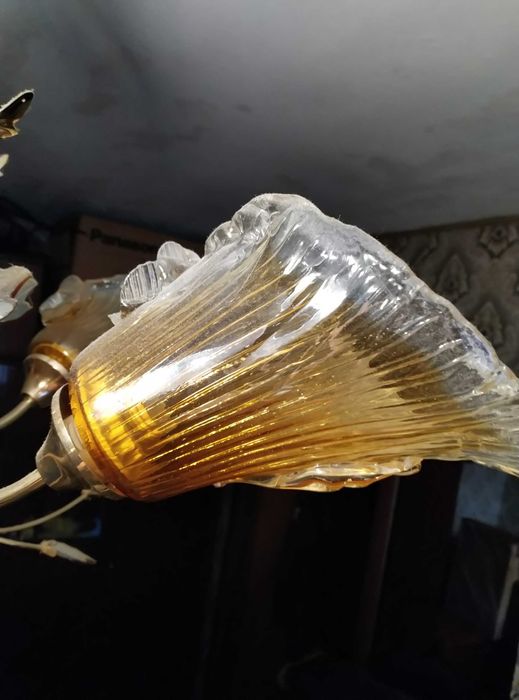 Люстра підвісна на п'ять ламп