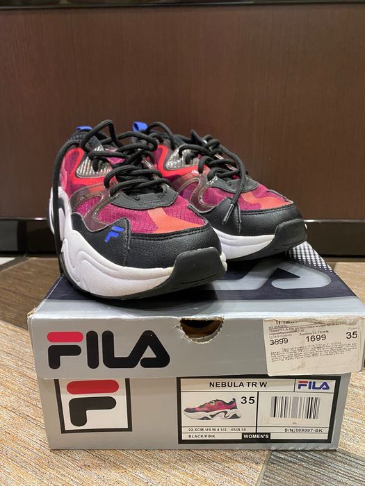 Продам Fila кросівки